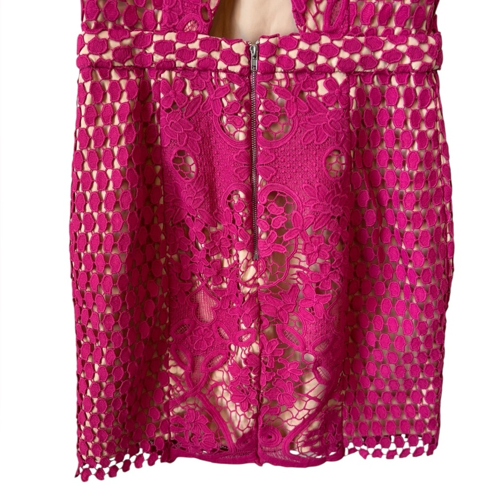 NEW Endless Rose Lace Overlay Mini Shift Dress Sz M Pink Fuschia Cut Out Party - Picture 9 of 13